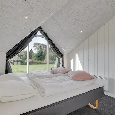 Ellenora - 1km From The Sea By Interhome Hébergement de vacances *