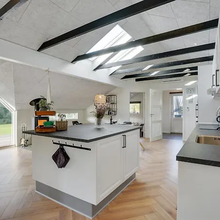 Ellenora - 1km From The Sea By Interhome Vejers Strand