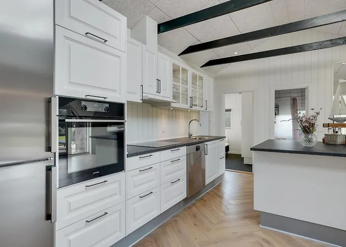 בית נופש Ellenora - 1km From The Sea By Interhome