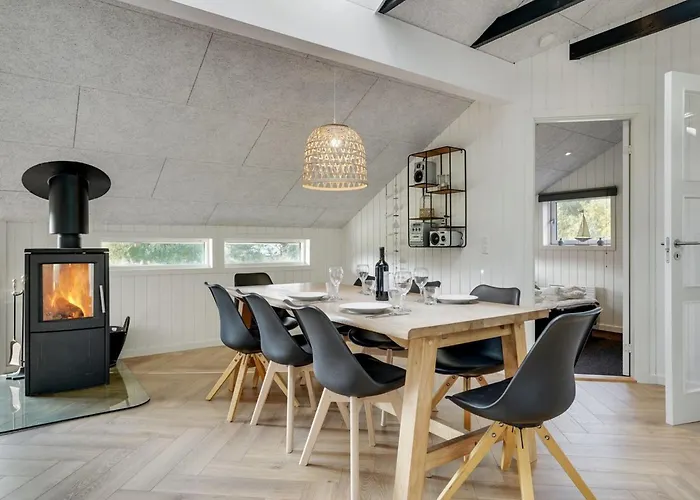 Ellenora - 1km From The Sea By Interhome *